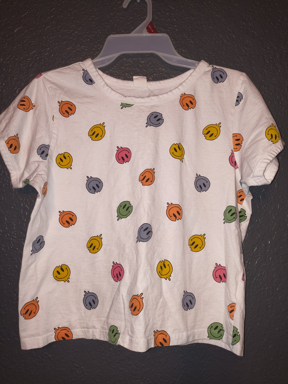 PINK Victoria's Secret Smiley Crop Tee